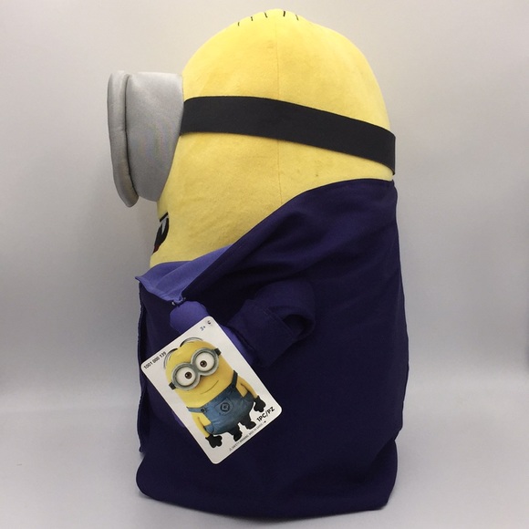 Gone Batty Minion Halloween Greeter 21" Plush Stuffed Doll Figure 2016 - Picture 3 of 11